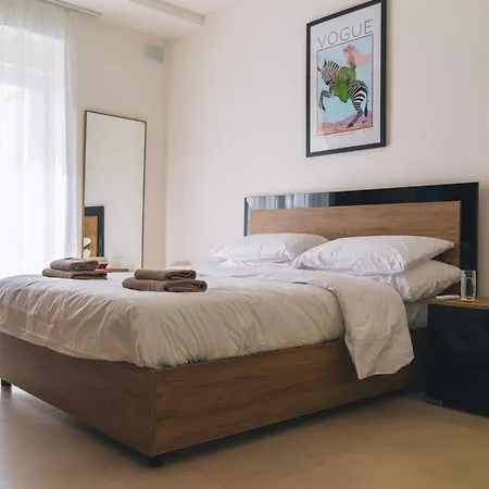 The Valley Collection - A10 *